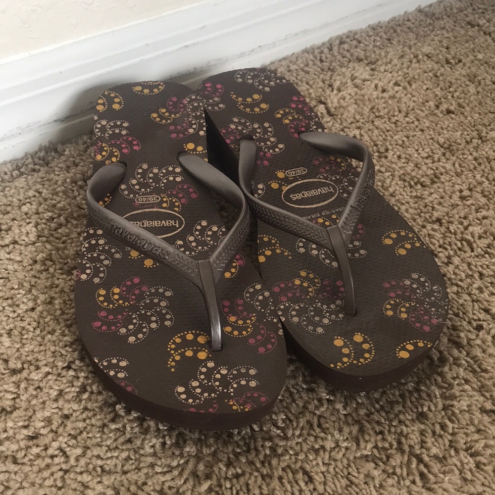 Barely worn wedge flip flops